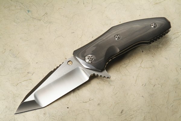Ніж Elishewitz Mini Saboteur Unidirectional Carbon Fiber scales