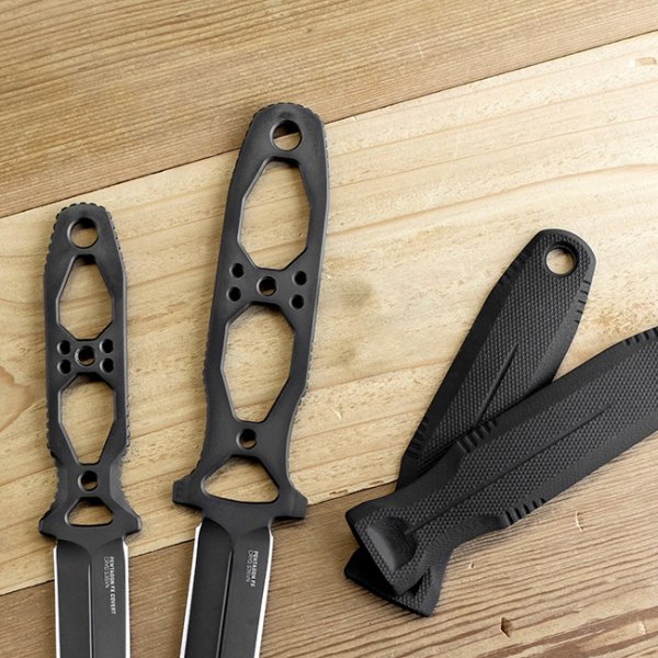 Нож SOG Pentagon FX Covert Blackout
