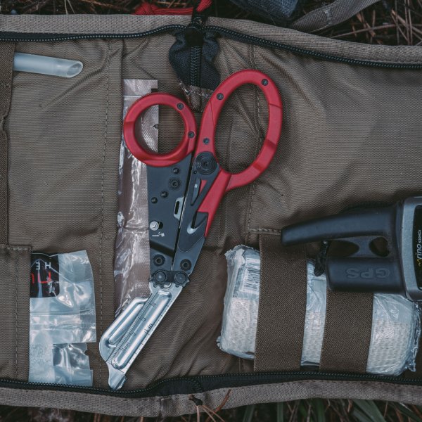 Мультитул SOG Parashears RED