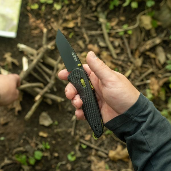 Ніж SOG Aegis AT TP Black & Moss 
