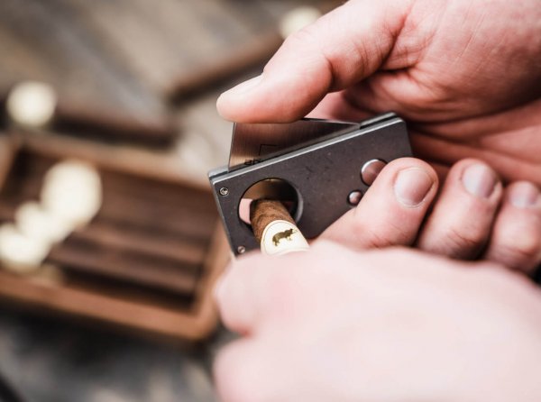 Ніж Boker Plus Cigar Cutter 