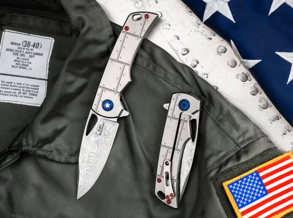 Нож Boker Plus P51 Mustang Damast 