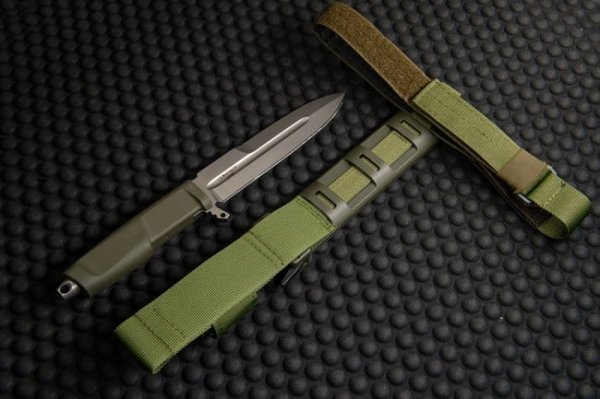 Нож Extrema Ratio Contact Ranger Green 