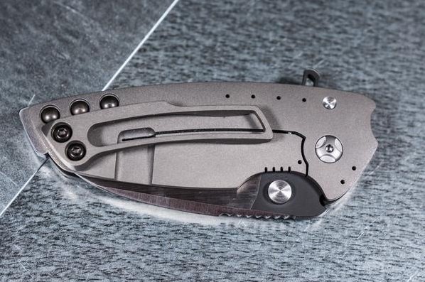 DireWare Custom Knives Hyper